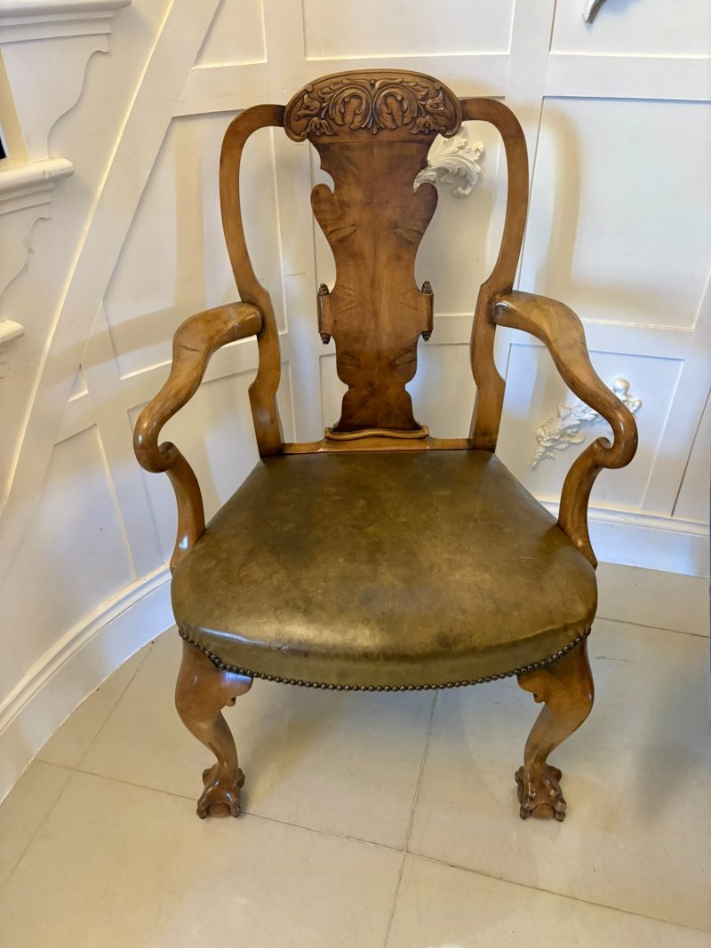 Outstanding Quality Pair of Antique Victorian Carved Walnut Desk Chairs - Image 9